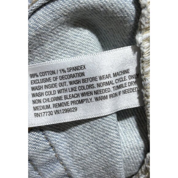 Art Class Girl's Mid Rise Light Wash Embroidered Cut Off Jean Shorts Size L 1012 - Picture 6 of 11